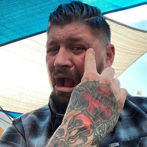 Meet your Posher, Christopher